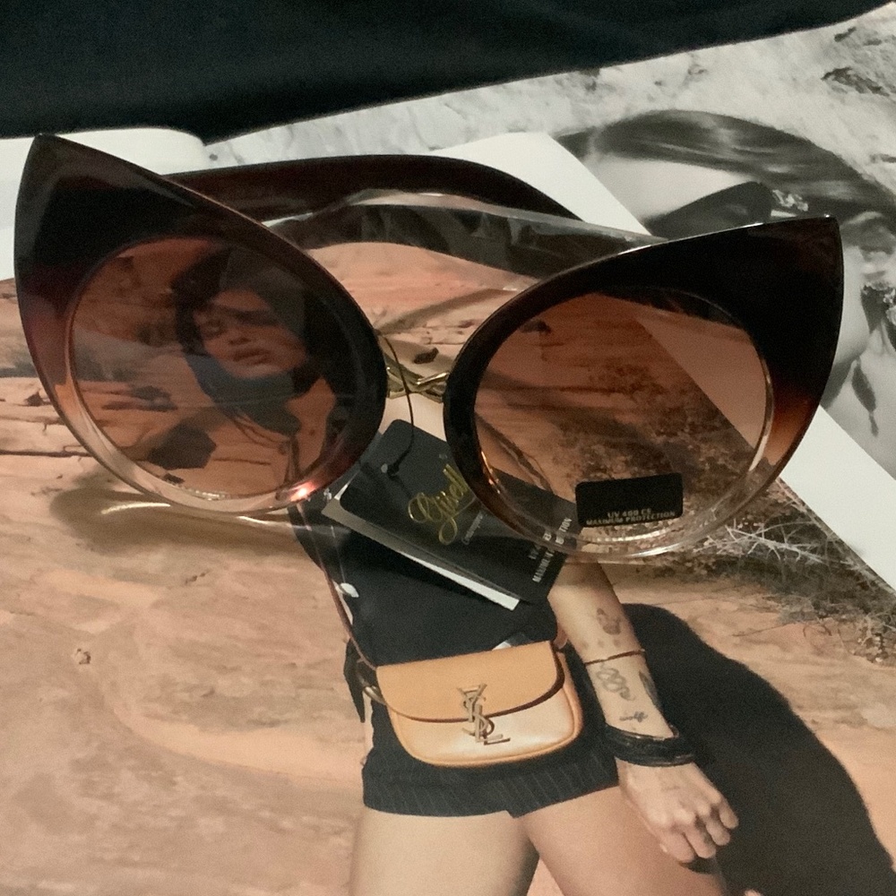 #Cateyesunglasses,FashionWearSunglasses,  #Unusual